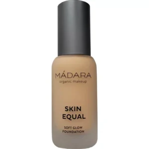 MADARA SKIN EQUAL Foundation SPF 15 - 30 ml - 50 Golden Sand