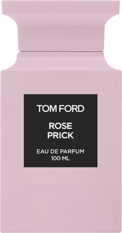 Tom Ford Rose Prick Eau de Parfume Tom Ford Rose Prick Eau de Parfum er en luksuriøs og moderne fortolkning af rosen, skabt til dem, der elsker en dristsig, krydret og sofistikeret blomsterduft. Denne parfume blander flere rosenvarianter med varme, krydrede noter, hvilket giver en intens, men elegant sammensætning, der udvikler sig smukt på huden.